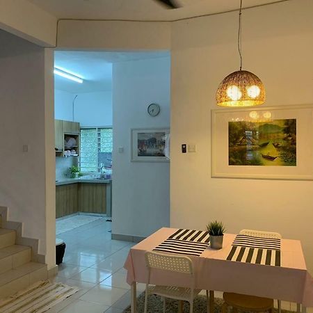 Home Sweet Home Semenyih Bagian luar foto