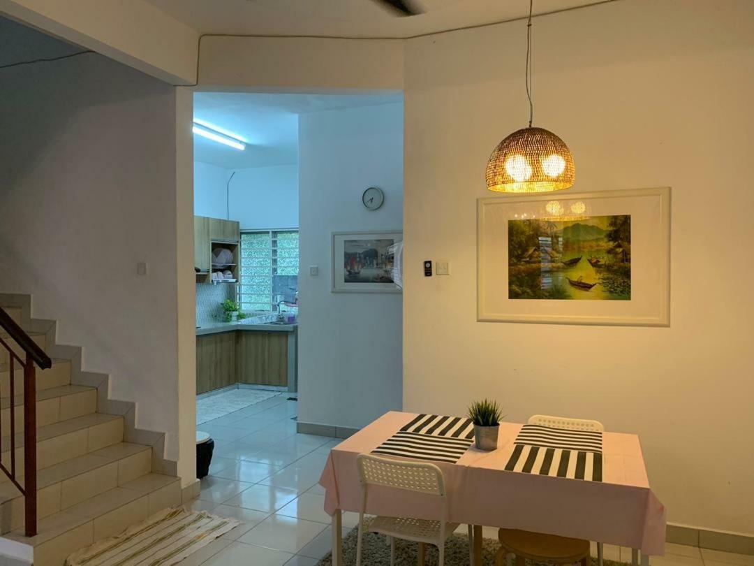 Home Sweet Home Semenyih Bagian luar foto